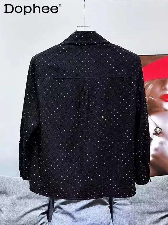 2025 Spring New Design Heavy Rhinestone Long Sleeve Shirt Fashion Trend Plaid Loose Casual Turn-down Collar Black Jacket for Men
2025 Spring New Design Heavy Rhinestone Long Sleeve Shirt Fashion Trend Plaid Loose Casual Turn-down Collar Black Jacket for Men