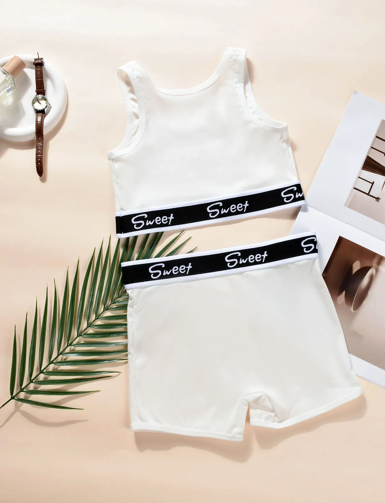 Women's Cotton Panties Bra Fitness Comfortable Underwear Set Breathable Mid-Waist Safety Panties Gathered Yoga Shorts Set
Women's Cotton Panties Bra Fitness Comfortable Underwear Set Breathable Mid-Waist Safety Panties Gathered Yoga Shorts Set