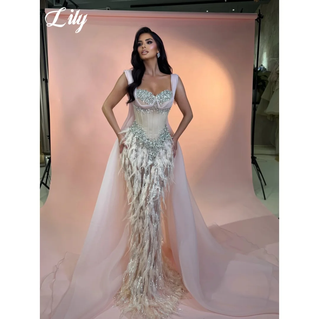 Lily Luxury Light Pink Prom Dress Sweetheart Crystal Beaded Party Dress Mesh Feather Tassel Evening Dress With Cape Customized
Lily Luxury Light Pink Prom Dress Sweetheart Crystal Beaded Party Dress Mesh Feather Tassel Evening Dress With Cape Customized