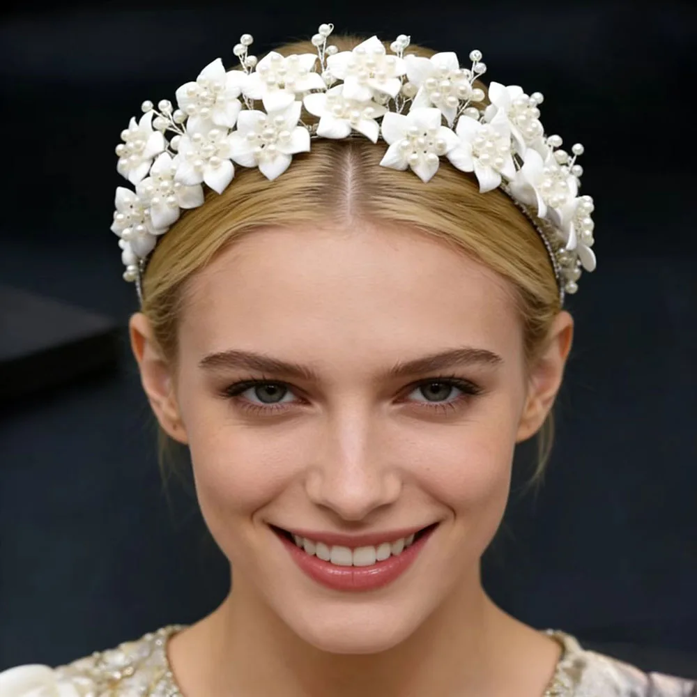 SLBRIDAL Handmade Crystal Rhinestones Pearls Ceramic Flower Bridal Tiara Wedding Bridesmaids Party Crown Women Girl Hair Jewelry
SLBRIDAL Handmade Crystal Rhinestones Pearls Ceramic Flower Bridal Tiara Wedding Bridesmaids Party Crown Women Girl Hair Jewelry