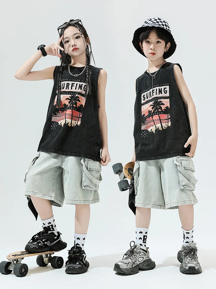Children's Street DancehiphopTrendy Performance Outfits for Boys and Girls Drum Kit Vest Performance Set Jazz Dance Costume
Children's Street DancehiphopTrendy Performance Outfits for Boys and Girls Drum Kit Vest Performance Set Jazz Dance Costume