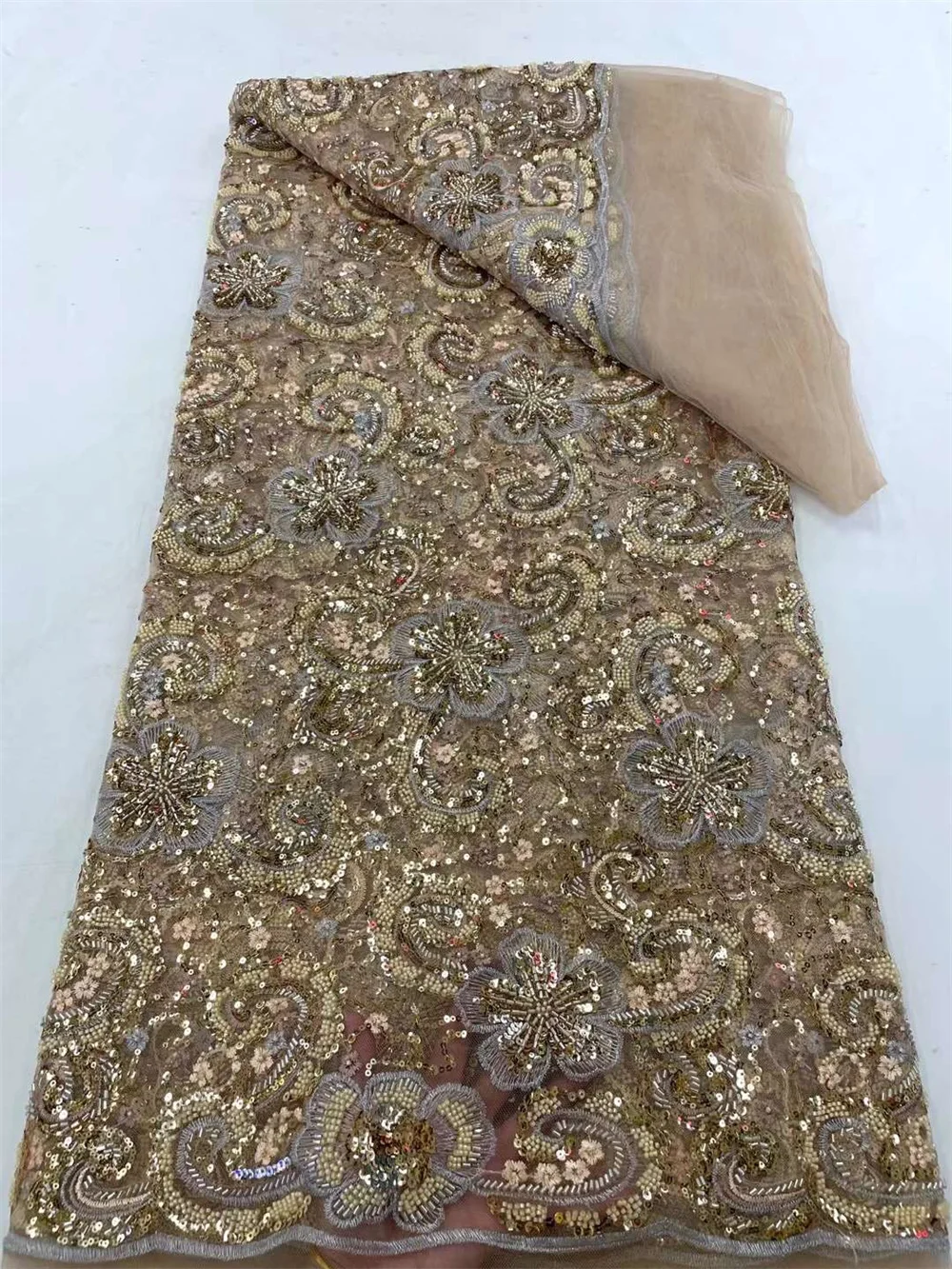 African Lace Fabric 5 Yards Gold Latest Nigerian Laces Fabric High Quality Embroidered Net Fabric Mesh Lace 2024 French Wp534-1 
African Lace Fabric 5 Yards Gold Latest Nigerian Laces Fabric High Quality Embroidered Net Fabric Mesh Lace 2024 French Wp534-1