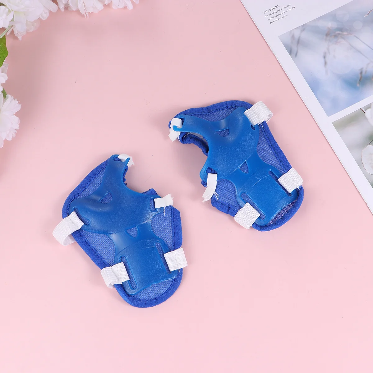 1Set Sports Protective Gear Blue Knee Protector Elbow Pads Wrist Guards for Roller Skating Scooter Skateboard Outdoor
1Set Sports Protective Gear Blue Knee Protector Elbow Pads Wrist Guards for Roller Skating Scooter Skateboard Outdoor