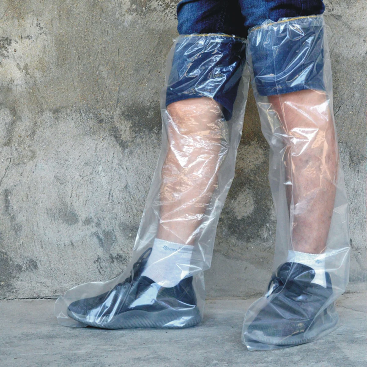 10pcs Disposable Shoe Covers High-top Thicken Waterproof Anti Foot Boot Covers Carpet Protectors (Transparent)
10pcs Disposable Shoe Covers High-top Thicken Waterproof Anti Foot Boot Covers Carpet Protectors (Transparent)