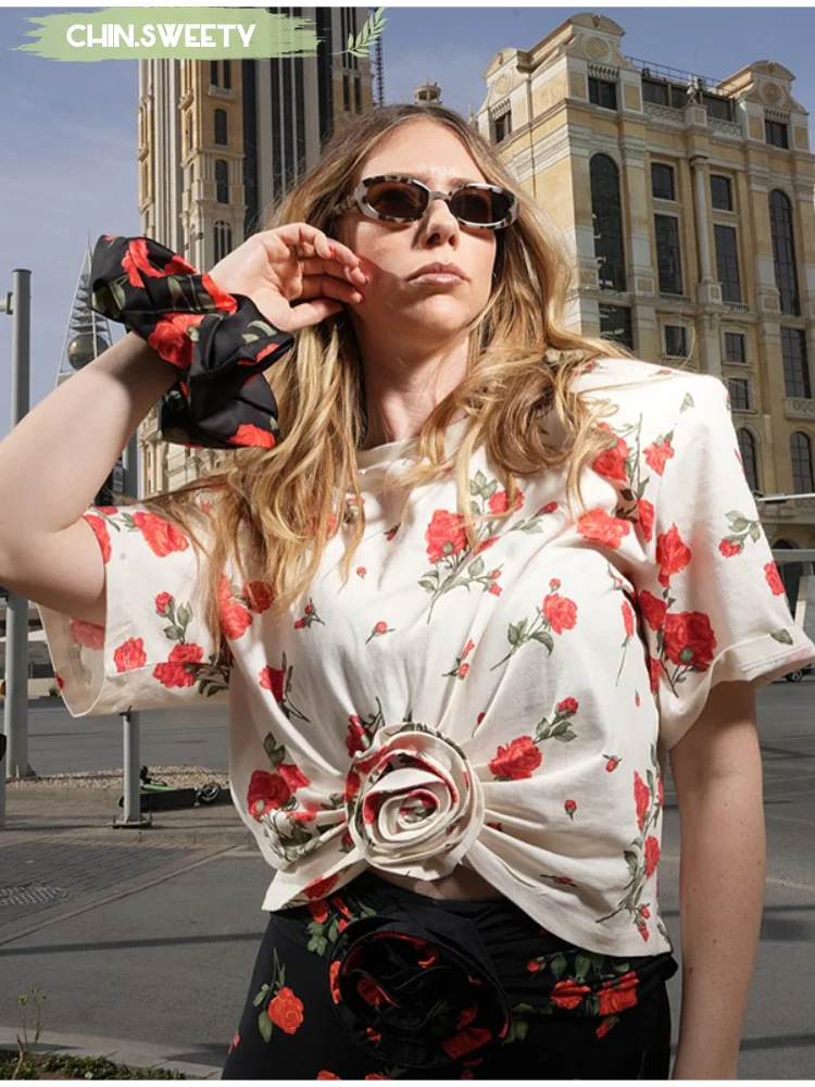 Printed 3d Floral Pleated Loose Top Women Casual Daily Round Neck Short Sleeved Shirt 2025 New Summer Street Party Holiday Wear
Printed 3d Floral Pleated Loose Top Women Casual Daily Round Neck Short Sleeved Shirt 2025 New Summer Street Party Holiday Wear