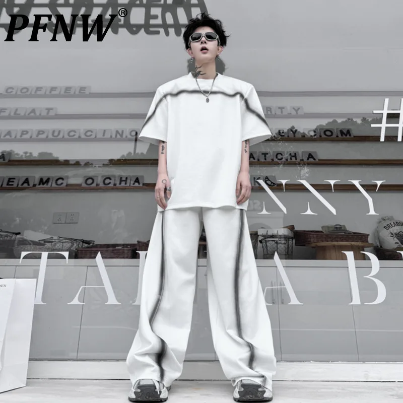 PFNW мужской костюм-двойка, осень 2023, контрастный цвет, футболка с ручной росписью в виде линий, прямой свитшот High Street, новый шик 28W3198
PFNW мужской костюм-двойка, осень 2023, контрастный цвет, футболка с ручной росписью в виде линий, прямой свитшот High Street, новый шик 28W3198