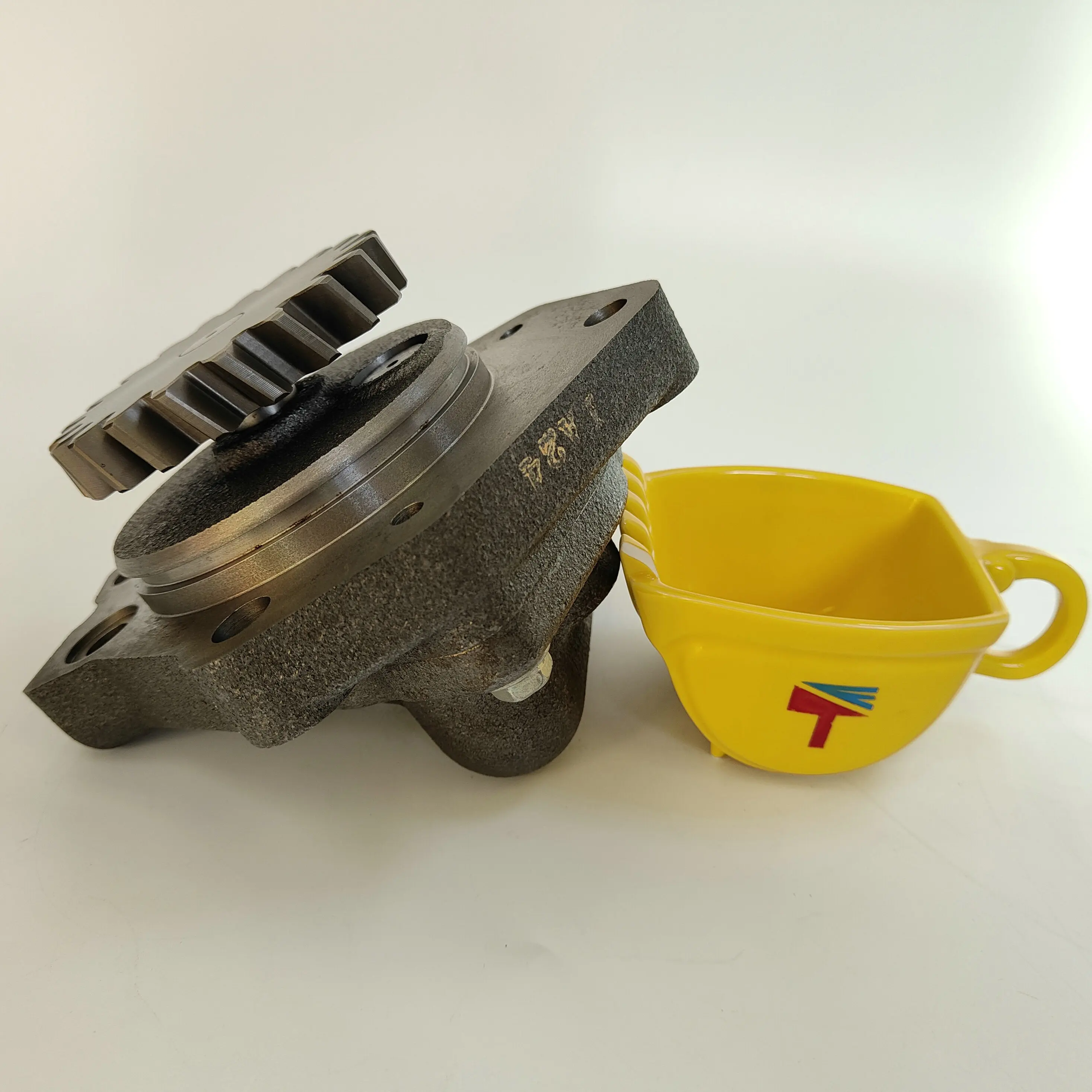 Масляный насос двигателя машинного оборудования 6251-51-9100 для двигателя экскаватора PC400-8 Wheelloader WA470-6 SAA6D125E-5
Масляный насос двигателя машинного оборудования 6251-51-9100 для двигателя экскаватора PC400-8 Wheelloader WA470-6 SAA6D125E-5