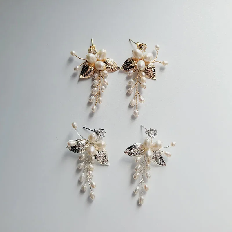 SLBRIDAL Handmade Ins Sparkling Zircon Alloy Leaf Porcelain Flower Freshwater Pearls Bridal Wedding Earring Women Girls Earrings
SLBRIDAL Handmade Ins Sparkling Zircon Alloy Leaf Porcelain Flower Freshwater Pearls Bridal Wedding Earring Women Girls Earrings