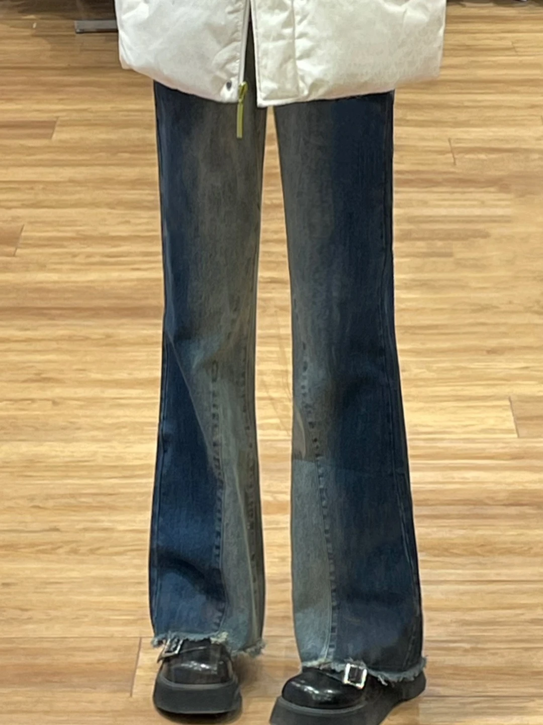 High Waist Flared Jeans Women's plus Size Design Sensation Sexy adient Color Frayed Hem Hong Kong Sle Long Pants Summer
High Waist Flared Jeans Women's plus Size Design Sensation Sexy adient Color Frayed Hem Hong Kong Sle Long Pants Summer