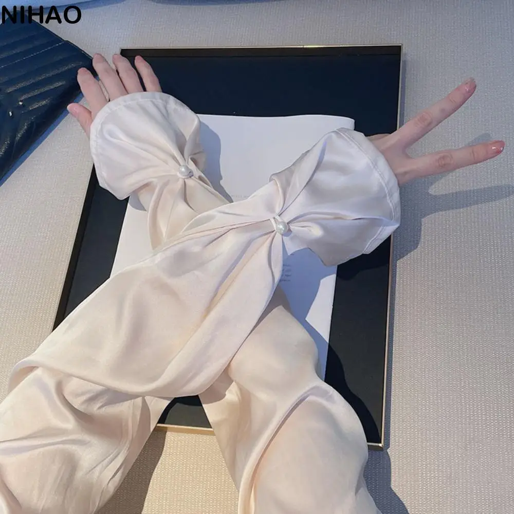 Sun Protection Silk Fabric Sleeves Thin UV Protection Breathable Long Arm Sleeves Hand Sleeves Pearl Yarn Arm Sunscreen Covers
Sun Protection Silk Fabric Sleeves Thin UV Protection Breathable Long Arm Sleeves Hand Sleeves Pearl Yarn Arm Sunscreen Covers