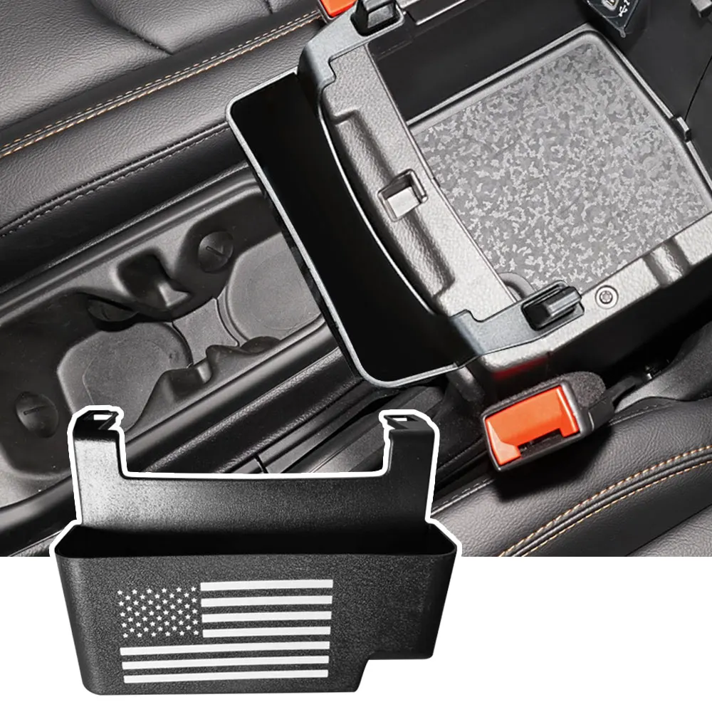 Подвесной ящик для хранения на центральной консоли для Jeep Wrangler JK JL Gladiator JT 2018-2024, вешалка для хранения подлокотника, внутренний карман автомобиля
Подвесной ящик для хранения на центральной консоли для Jeep Wrangler JK JL Gladiator JT 2018-2024, вешалка для хранения подлокотника, внутренний карман автомобиля