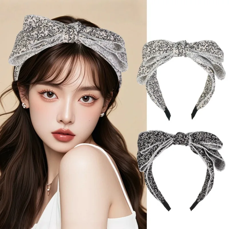 1pcs Vintage Floral Bow Headbands Women Adorable Accents Trendy Elegant Accessories Stylish Girls Headwear Daily Casual Outfits
1pcs Vintage Floral Bow Headbands Women Adorable Accents Trendy Elegant Accessories Stylish Girls Headwear Daily Casual Outfits