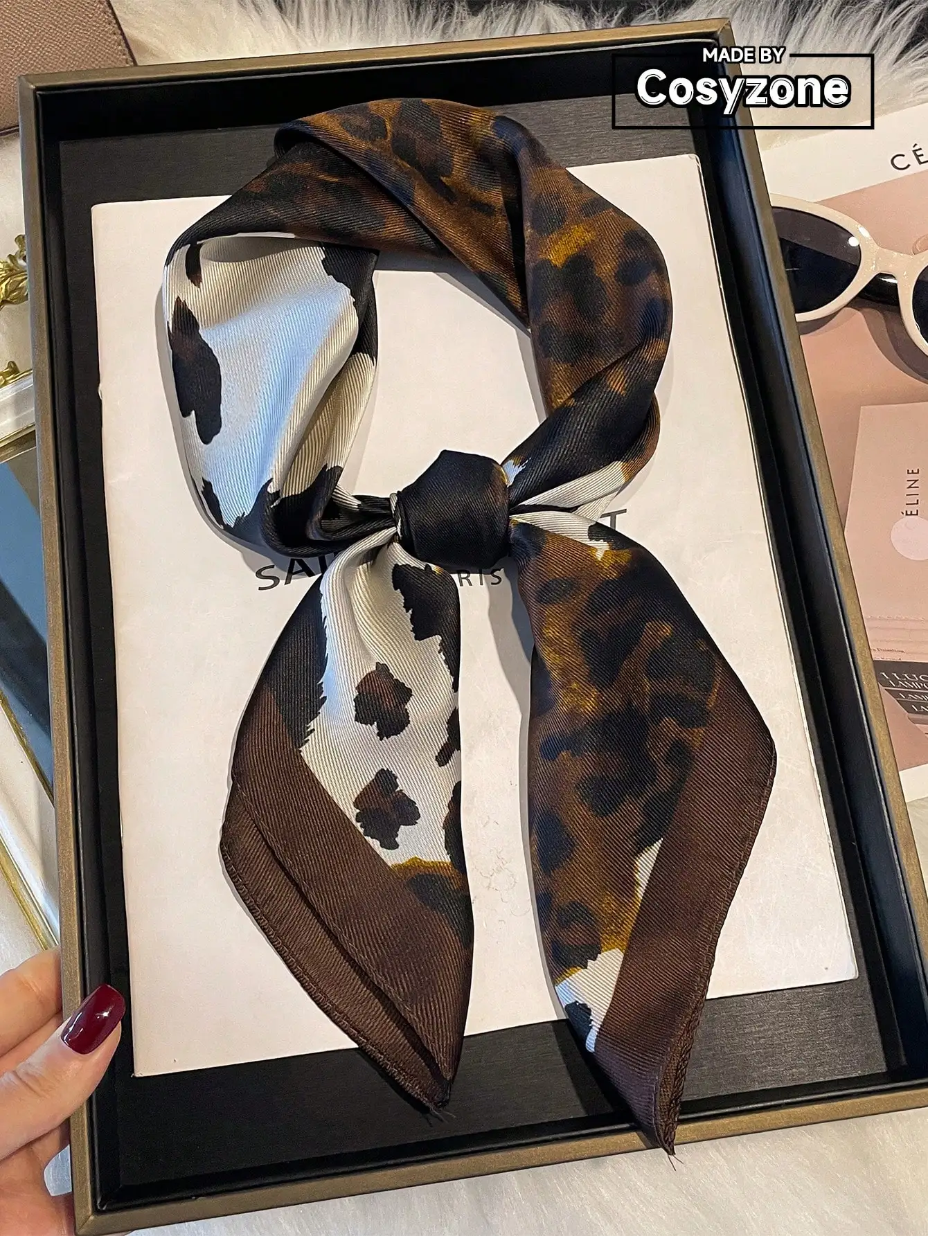 1pcs Faux Silk Retro Leopard Print 70cm Small Square Scarf, Fashion Versatile Bandana, Waist Belt, Decorative Scarf, Suitable For Daily Wear For Dress
1pcs Faux Silk Retro Leopard Print 70cm Small Square Scarf, Fashion Versatile Bandana, Waist Belt, Decorative Scarf, Suitable For Daily Wear For Dress