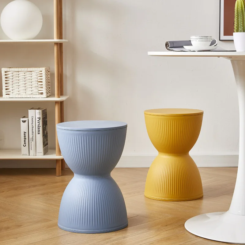Nordic Plastic Stool Fashion Simple Modern Low Stool Family Children Stool Table Chair
Nordic Plastic Stool Fashion Simple Modern Low Stool Family Children Stool Table Chair