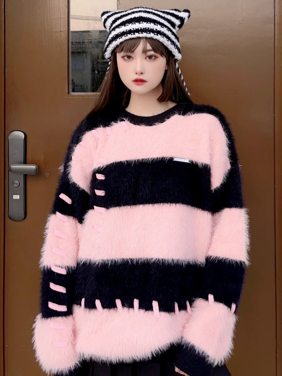 Laid-ba Bla And Color Knitwear Women's American Street Sle Sweet Cool College Wind Striped Faux Fur Sweater Autumn Winter
Laid-ba Bla And Color Knitwear Women's American Street Sle Sweet Cool College Wind Striped Faux Fur Sweater Autumn Winter