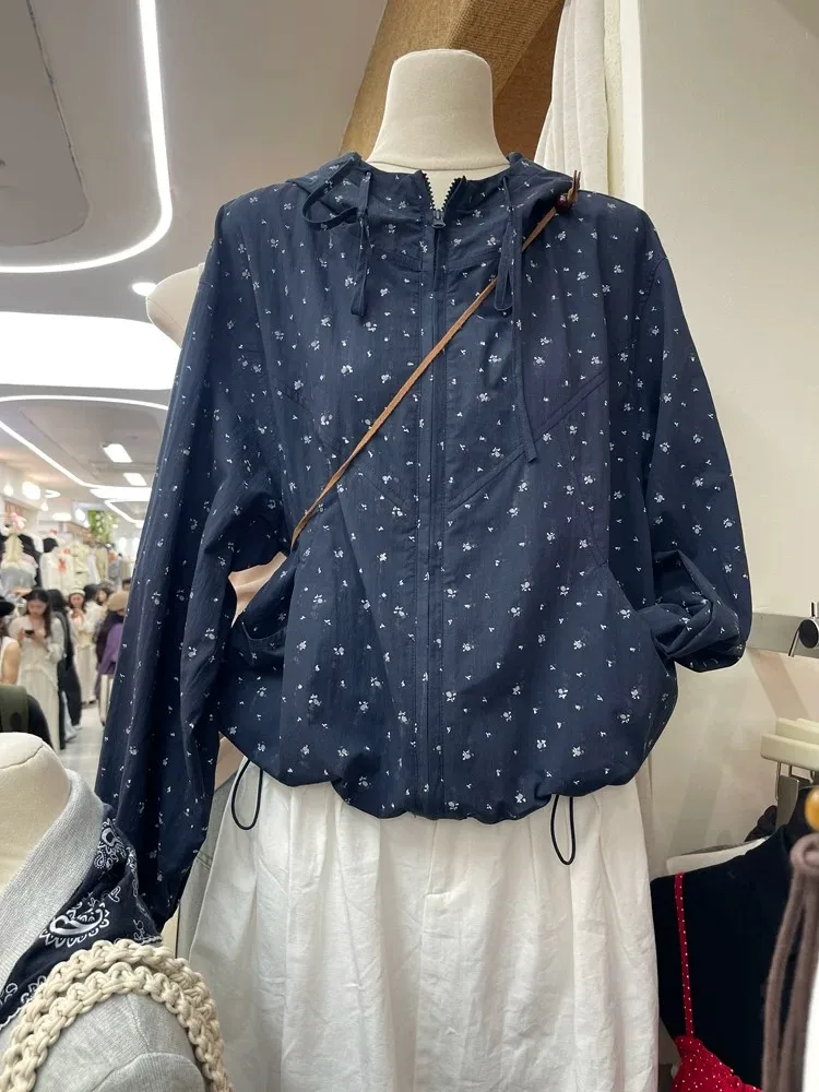 Dongda Gate Summer plus Size 300 Pounds Floral Print Hooded Loose Zipper Sun Protection Outerwear Casual Style Loose Fit
Dongda Gate Summer plus Size 300 Pounds Floral Print Hooded Loose Zipper Sun Protection Outerwear Casual Style Loose Fit