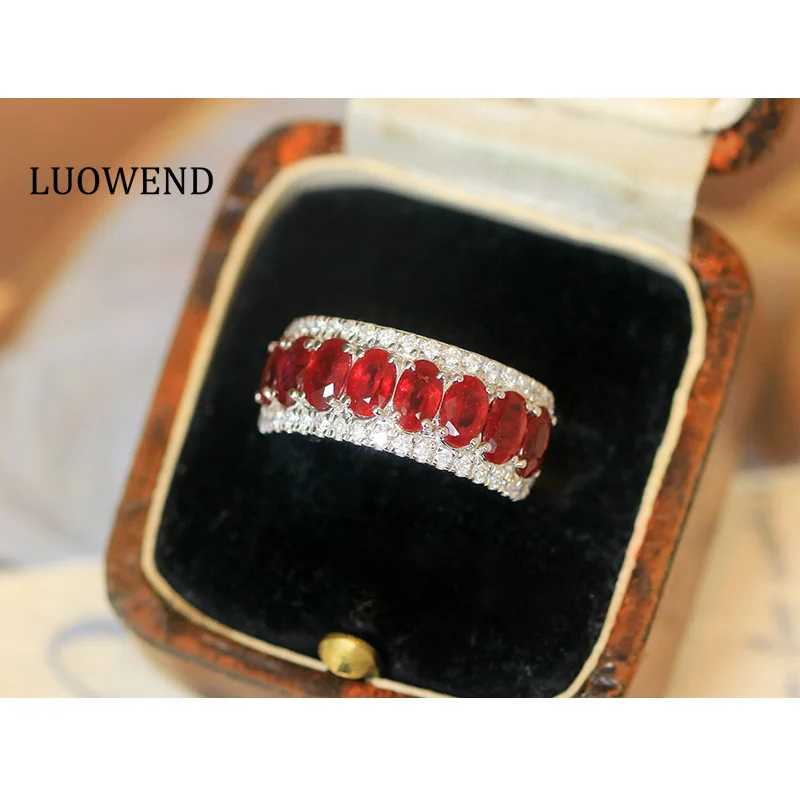 LUOWEND 100% 18K White Gold Rings Shiny Diamond Natural Ruby Engagement Ring Luxury Elegant Style High Party Jewelry for Women
LUOWEND 100% 18K White Gold Rings Shiny Diamond Natural Ruby Engagement Ring Luxury Elegant Style High Party Jewelry for Women