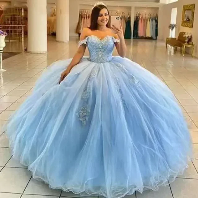 Синие платья Quinceanera с открытыми плечами, платья принцессы Vestidos De 15, винтажные вечерние платья Золушки с аппликацией и бисером, популярные по индивидуальному заказу 
Синие платья Quinceanera с открытыми плечами, платья принцессы Vestidos De 15, винтажные вечерние платья Золушки с аппликацией и бисером, популярные по индивидуальному заказу