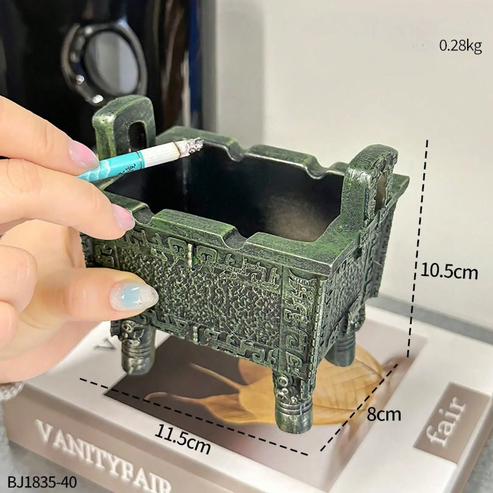 Creative Bronze Ashtray Ornament For Home Living Room And Office Desktop, High-End Anti-Ash Flying Decorative Piece
Creative Bronze Ashtray Ornament For Home Living Room And Office Desktop, High-End Anti-Ash Flying Decorative Piece