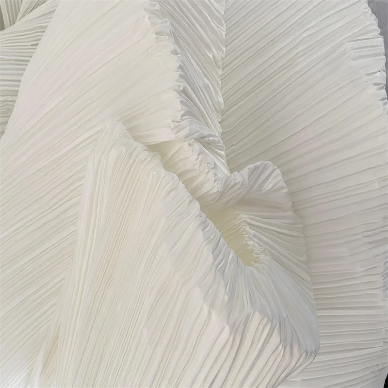 Fashion Klein Blue Designer Fabric Miyake Pleated Fabric Creative Shape DIY Wedding Home Decor Material By The Meter
Fashion Klein Blue Designer Fabric Miyake Pleated Fabric Creative Shape DIY Wedding Home Decor Material By The Meter