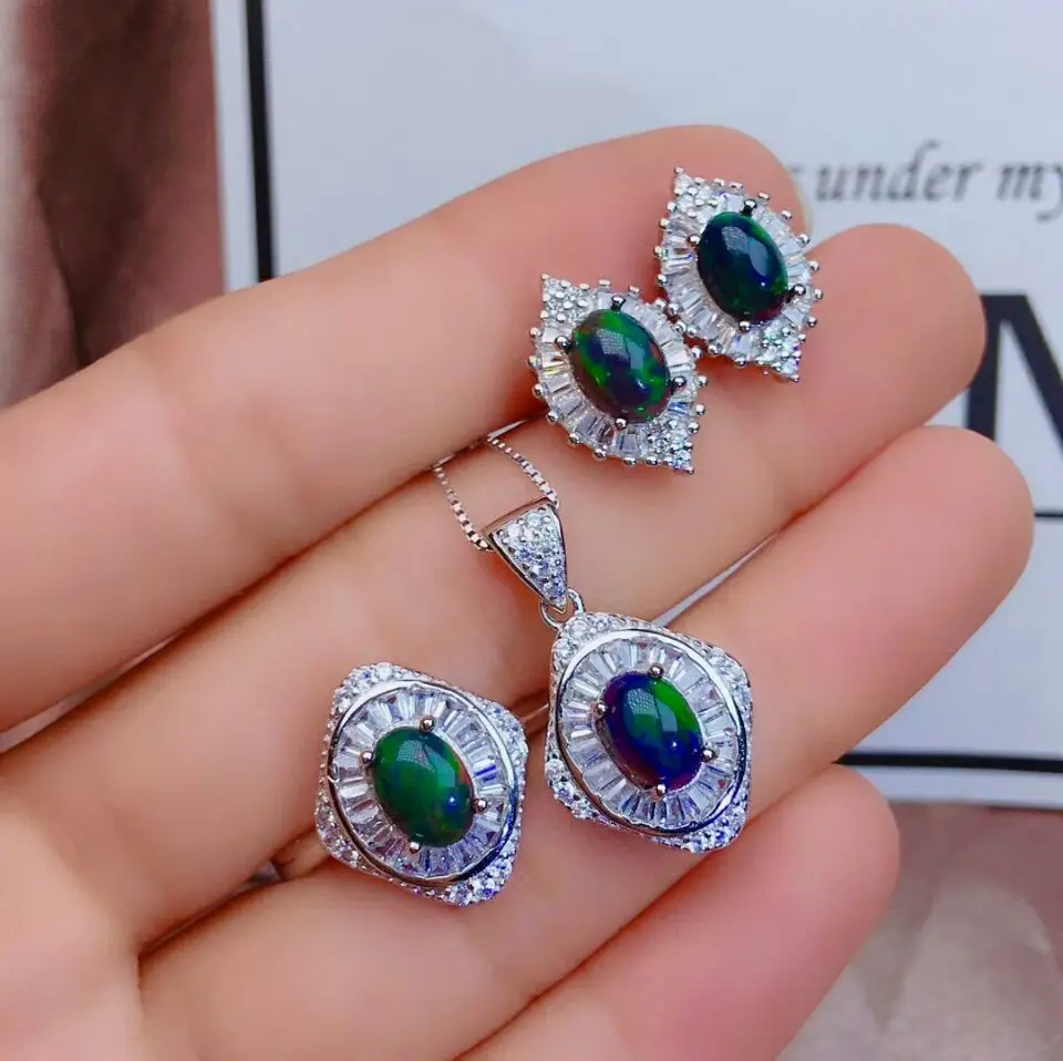 MeiBaPJ Natural Black Opal Gemstone Flower Earrings Ring and Necklace 3 Siut for Women Real 925 Sterling Silver Fine Jewelry Set
MeiBaPJ Natural Black Opal Gemstone Flower Earrings Ring and Necklace 3 Siut for Women Real 925 Sterling Silver Fine Jewelry Set