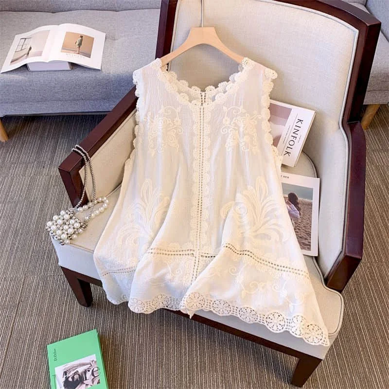 Stylish Vests Cotton V-neck Loose Casual Korean Style Sleeveless Hollow-out Embroidery Shirts 2026 Summer Wear Women Clothing
Stylish Vests Cotton V-neck Loose Casual Korean Style Sleeveless Hollow-out Embroidery Shirts 2026 Summer Wear Women Clothing