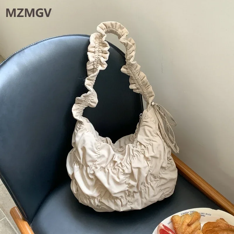 2025 New Fashion Soft Pleated Puff Cloud Bag Women's Cute Casual Down Padded Nylon Single Shoulder Underarm Bag Spring New
2025 New Fashion Soft Pleated Puff Cloud Bag Women's Cute Casual Down Padded Nylon Single Shoulder Underarm Bag Spring New
