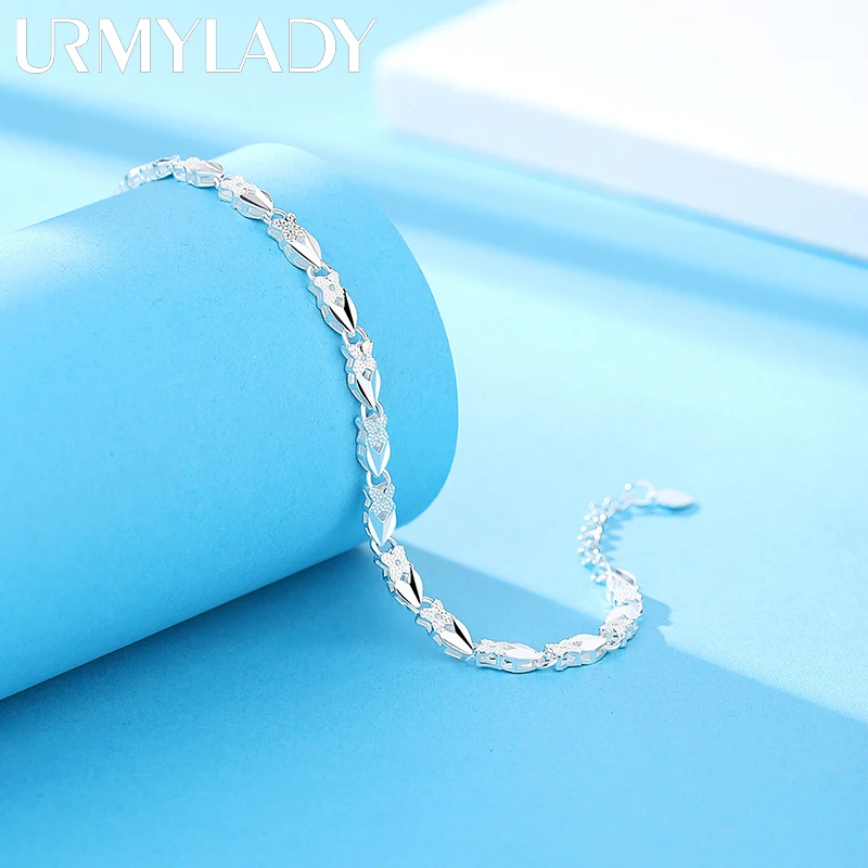 Hot fine 925 Sterling silver Heart Clover Bracelets For women wedding party Jewelry fashion noble Christmas gifts
Hot fine 925 Sterling silver Heart Clover Bracelets For women wedding party Jewelry fashion noble Christmas gifts