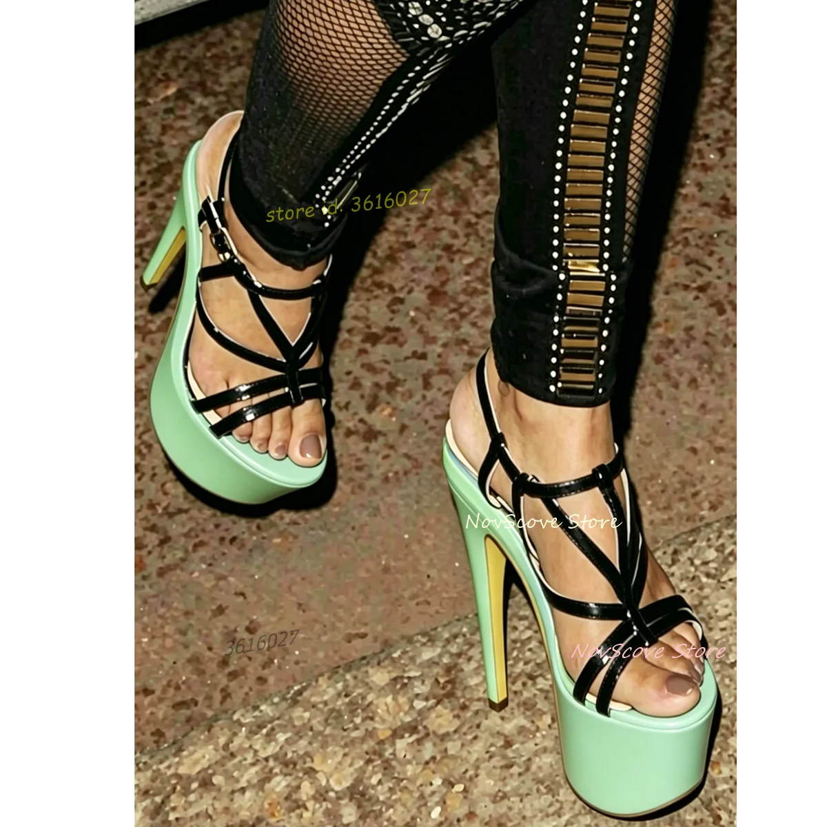 Open Toe Strappy Sandals Platform Stiletto High Heels Buckle Sandals Shallow Cutouts Gladiator Summer Sexy Women Party Shoes
Open Toe Strappy Sandals Platform Stiletto High Heels Buckle Sandals Shallow Cutouts Gladiator Summer Sexy Women Party Shoes