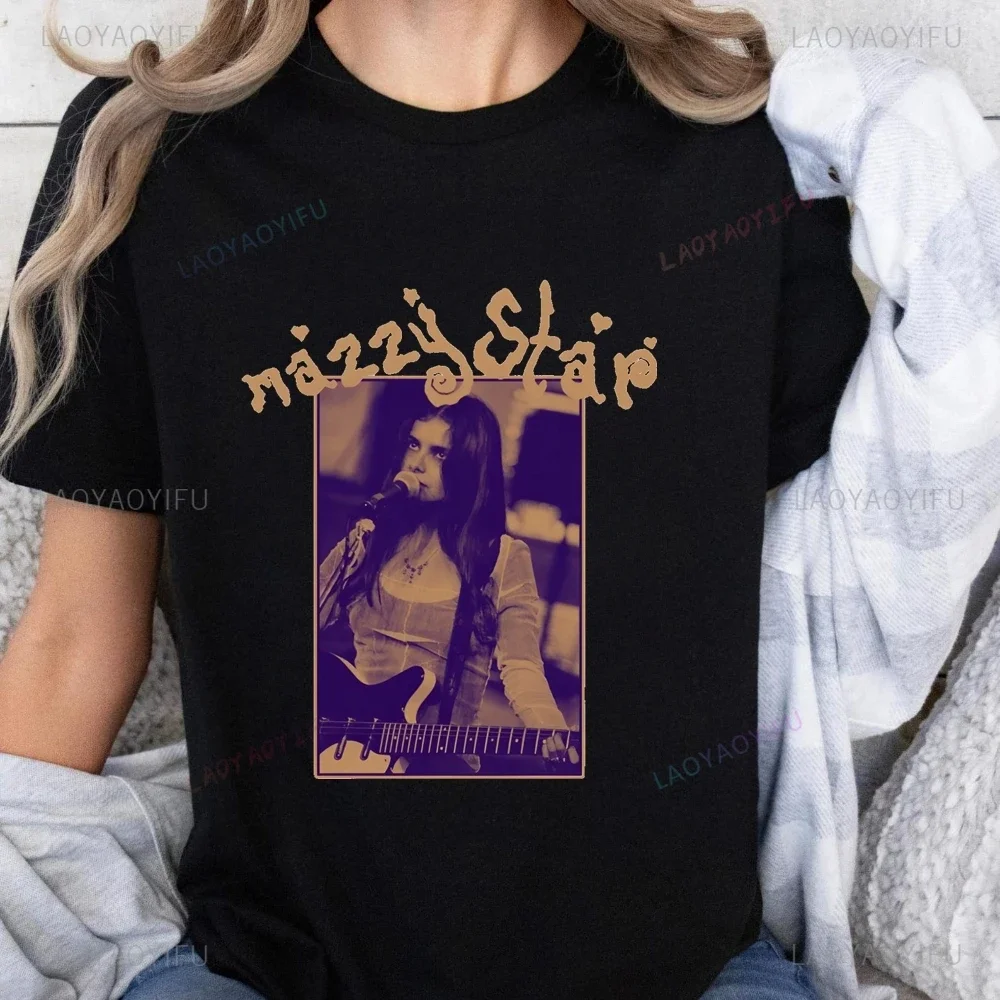 Свободная винтажная футболка с принтом Mazzy Star Band, топ Mazzy Star Trend, мужская и женская рубашка с короткими рукавами, большая футболка с графическим рисунком
Свободная винтажная футболка с принтом Mazzy Star Band, топ Mazzy Star Trend, мужская и женская рубашка с короткими рукавами, большая футболка с графическим рисунком