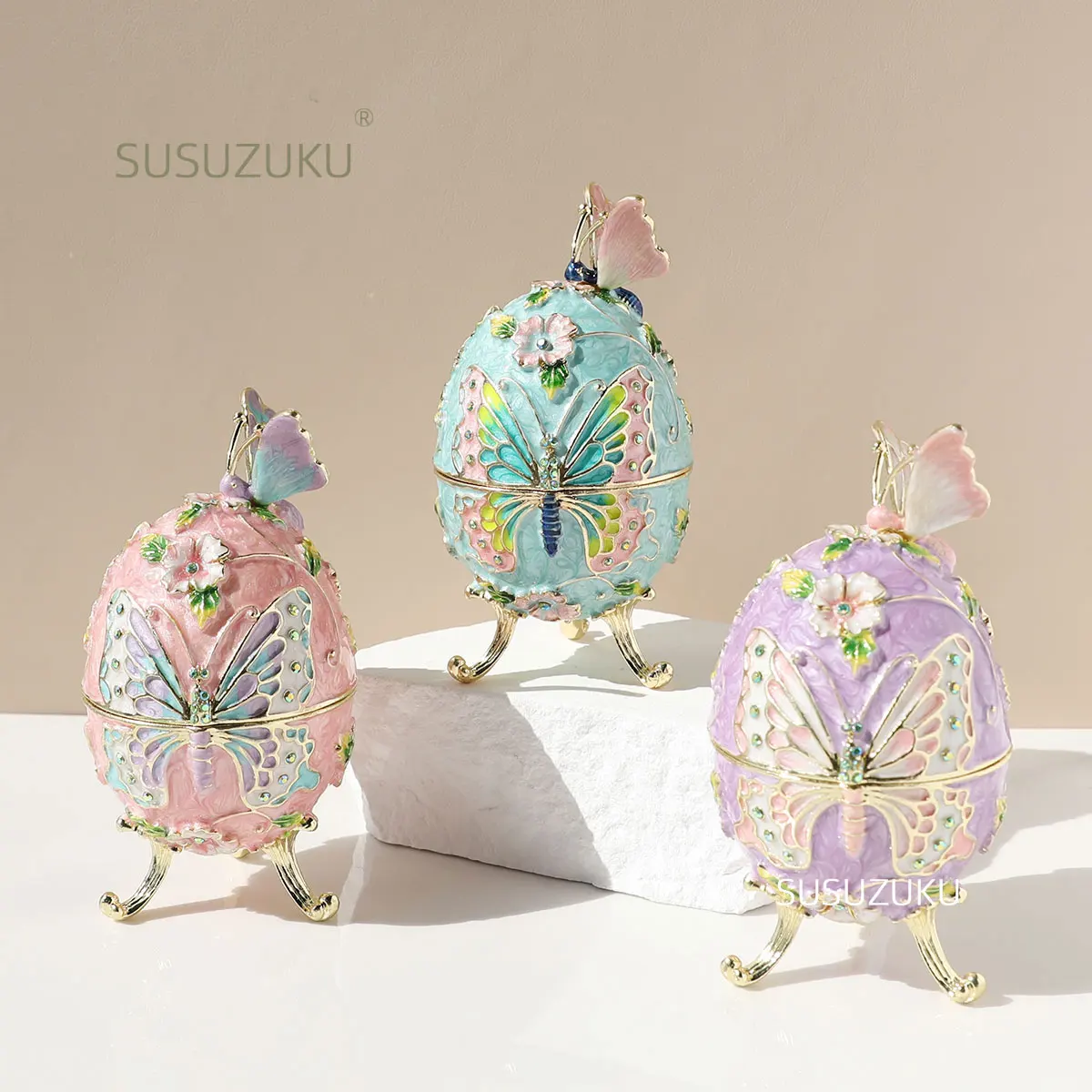 Hand Enamel Painted Decorative Faberge Hinged Jewelry Trinket Box - butterfly and flower cover ornaments ,Valentine's Day
Hand Enamel Painted Decorative Faberge Hinged Jewelry Trinket Box - butterfly and flower cover ornaments ,Valentine's Day
