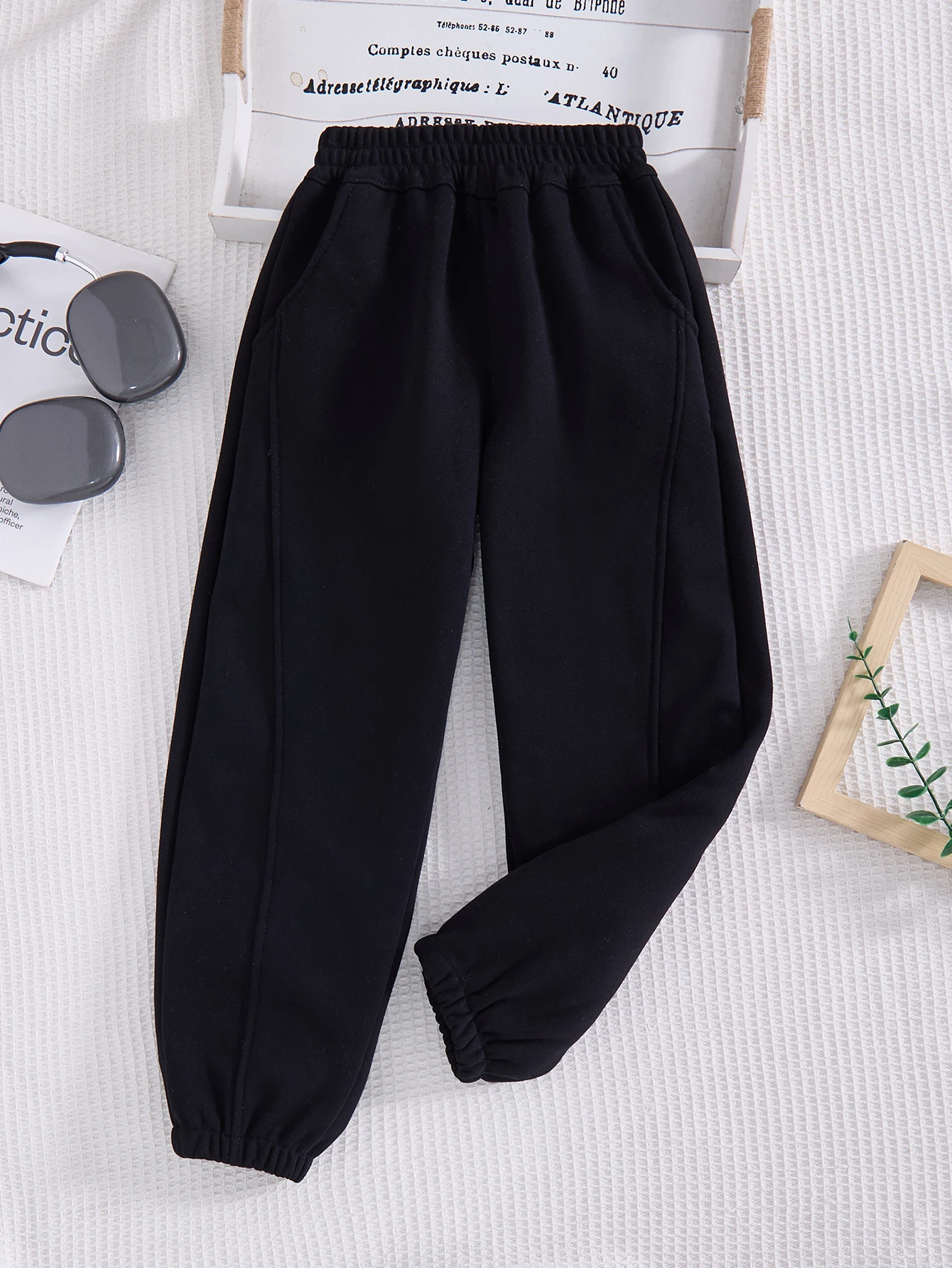 Трикотажные брюки в стиле «допамин», милый дизайн, на флисовой подкладке, толстые, мягкие, универсальные, подходят для любого случая, идеальный подарок на день рождения или праздник.
Трикотажные брюки в стиле «допамин», милый дизайн, на флисовой подкладке, толстые, мягкие, универсальные, подходят для любого случая, идеальный подарок на день рождения или праздник.