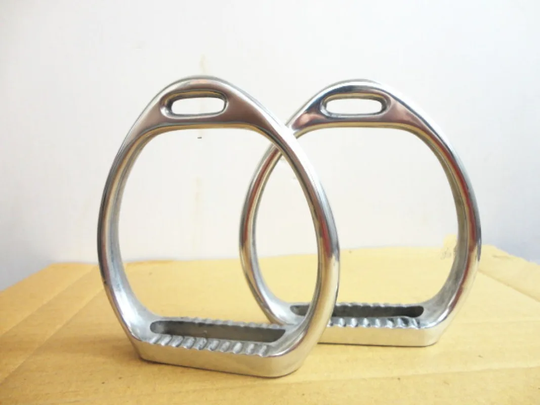 Harness Stirrup, Lightweight Aluminum Alloy, Speed Racing Pedals, Equestrian Tools
Harness Stirrup, Lightweight Aluminum Alloy, Speed Racing Pedals, Equestrian Tools