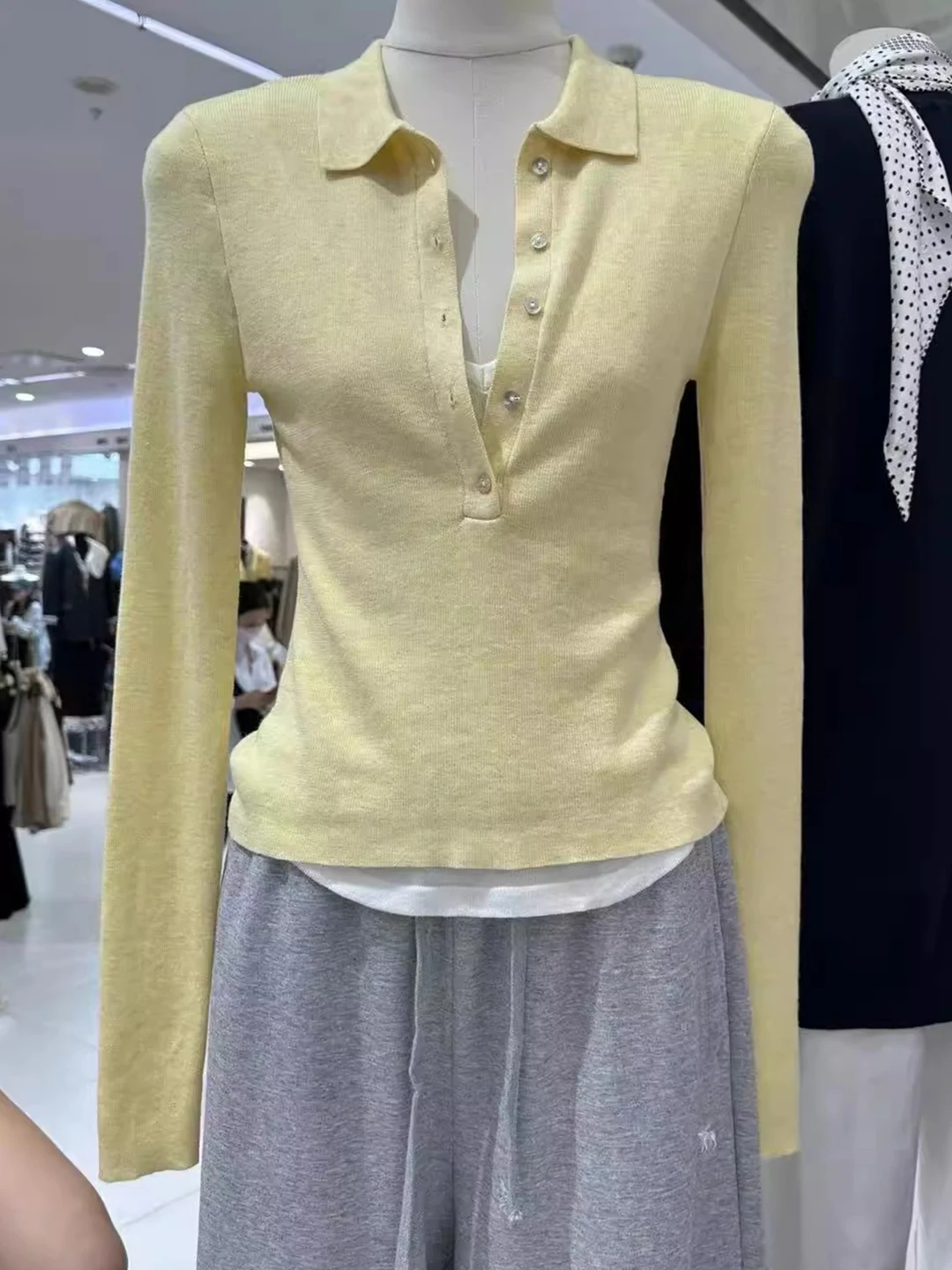 Early Autumn Neck Knitted Sweater Women's Base Layer Long Sleeve Flip Collar Top Casual Style Slim Fit Medium Softness
Early Autumn Neck Knitted Sweater Women's Base Layer Long Sleeve Flip Collar Top Casual Style Slim Fit Medium Softness