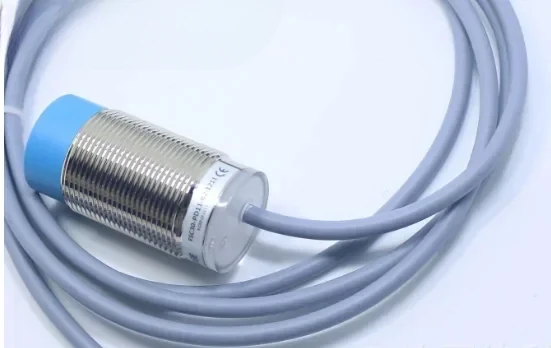 Karcowl DC two-wire proximity switch FSC30-PD11-B2-1211 non-flush 15mm normally open
Karcowl DC two-wire proximity switch FSC30-PD11-B2-1211 non-flush 15mm normally open