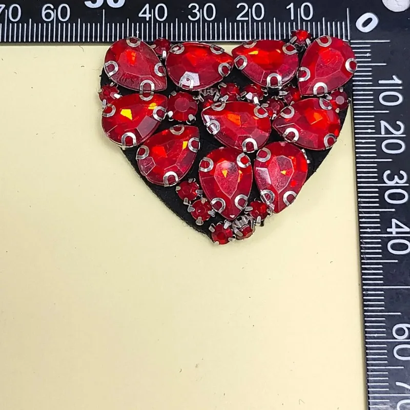 Heavy Industry Beads, Rhinestones, Love, Glass Peach Heart Cloth Stickers, Clothes Decoration Manufacturers Wholesale
Heavy Industry Beads, Rhinestones, Love, Glass Peach Heart Cloth Stickers, Clothes Decoration Manufacturers Wholesale
