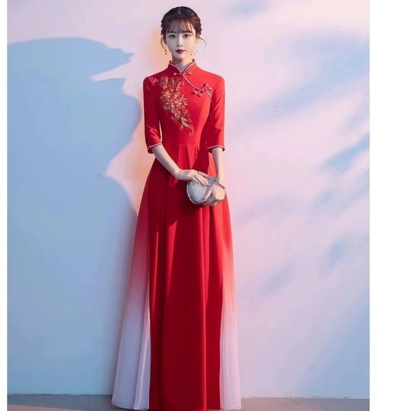 Women Vietnam Ao Dai Party Cheongsam Oriental Flower Embroidery Traditional Wedding Choir Performance Dress
Women Vietnam Ao Dai Party Cheongsam Oriental Flower Embroidery Traditional Wedding Choir Performance Dress