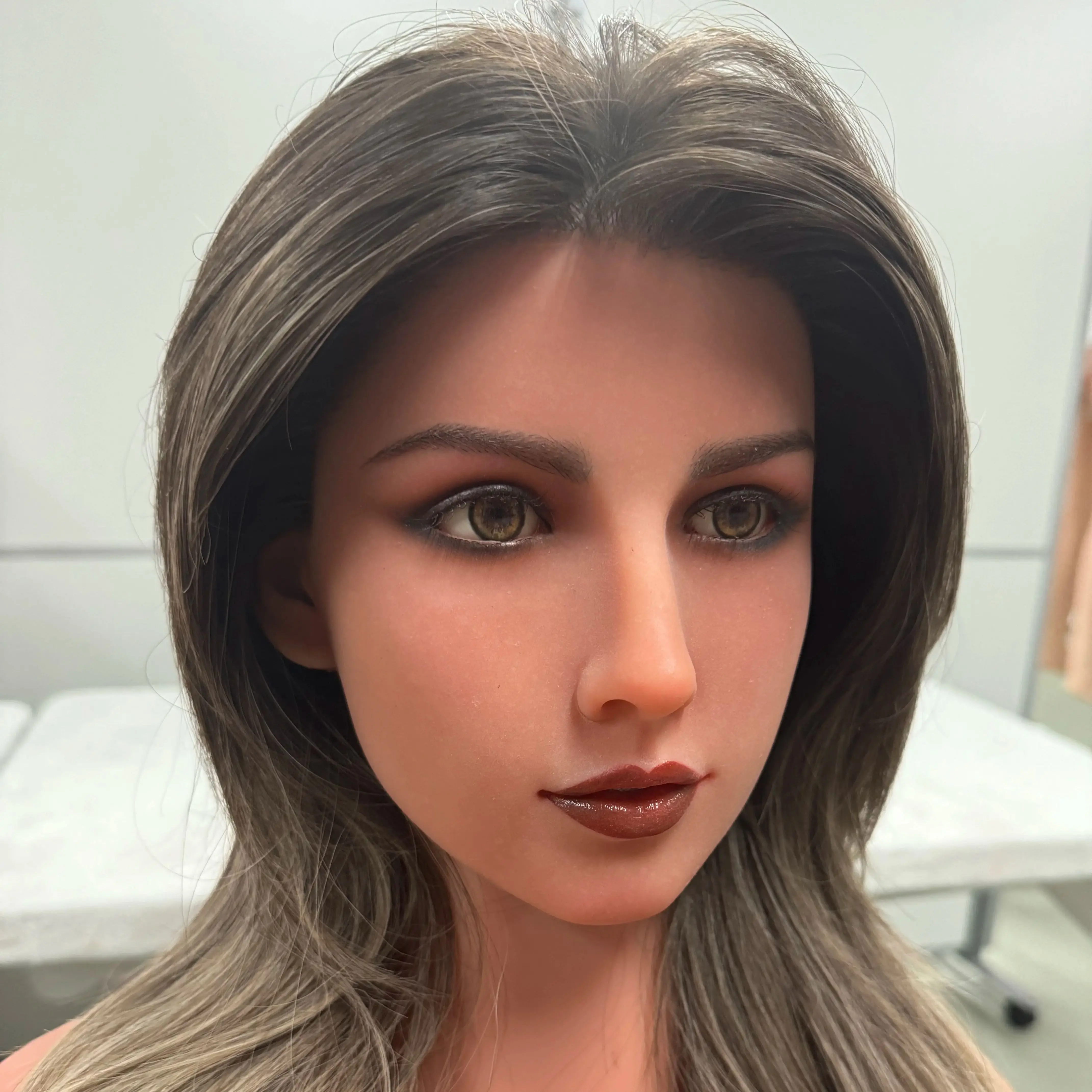 USA Stocks No Tariffs New Real Life Half Body Silicone Doll Transplanted Hair Solid Silicon Head Action Figures
USA Stocks No Tariffs New Real Life Half Body Silicone Doll Transplanted Hair Solid Silicon Head Action Figures