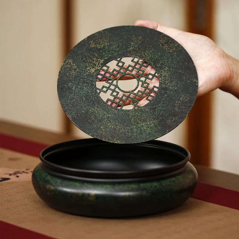 Traditional Chinese Cast Iron Tea Tray Water Storage Holder for Gongfu Tea Set Small Drip Tray for Tea Ceremony Home Office
Traditional Chinese Cast Iron Tea Tray Water Storage Holder for Gongfu Tea Set Small Drip Tray for Tea Ceremony Home Office