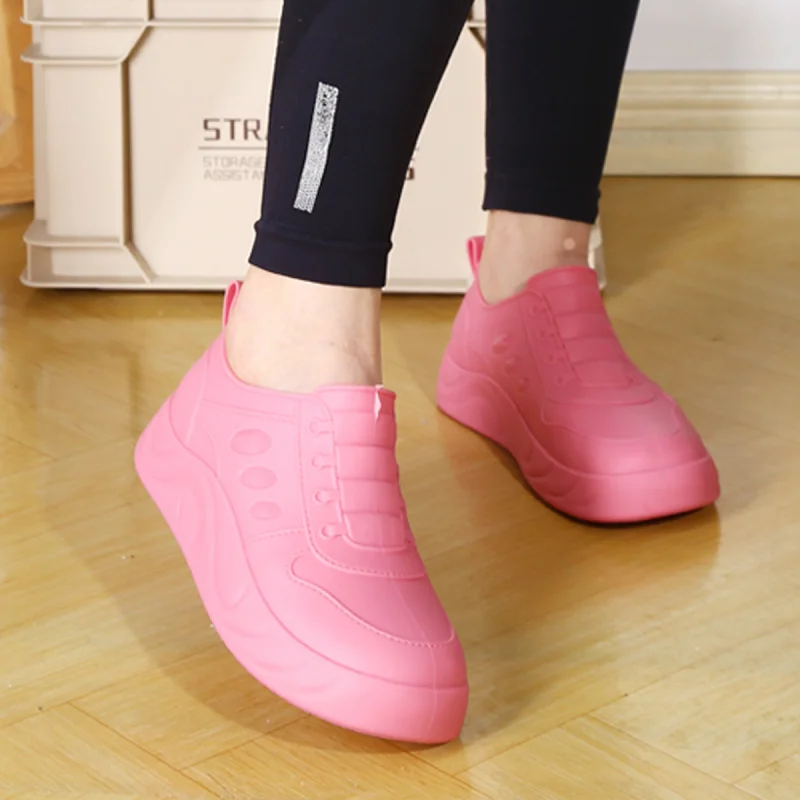 Cute And Lightweight Low-Top WomenRain Boots With Soft Soles For Outdoor Rainy Wear Waterproof Lined With Fleece For Warmth
Cute And Lightweight Low-Top WomenRain Boots With Soft Soles For Outdoor Rainy Wear Waterproof Lined With Fleece For Warmth