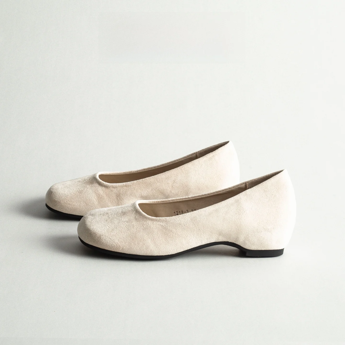 Leather Ballet Flat Shoes Women's Spring Season Versatile round Head Slip-On Comfortable Commuting Mary Jane Shoes Increased ...
Leather Ballet Flat Shoes Women's Spring Season Versatile round Head Slip-On Comfortable Commuting Mary Jane Shoes Increased ...