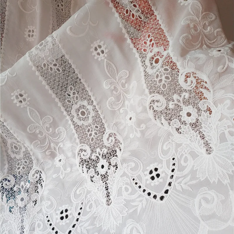 White lace embroidered chiffon fabric with hollow full-width floral lace suitable for women's and children's clothing DIY fabric
White lace embroidered chiffon fabric with hollow full-width floral lace suitable for women's and children's clothing DIY fabric