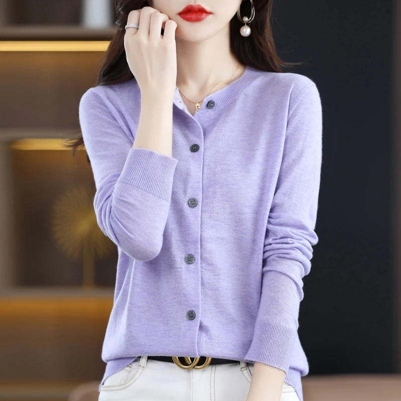 Spring and Autumn New Wool Knitted Cardigan Jacket Women's Thin Bottom Shirt Fashion Sweater Long Sleeve Joker Top
Spring and Autumn New Wool Knitted Cardigan Jacket Women's Thin Bottom Shirt Fashion Sweater Long Sleeve Joker Top