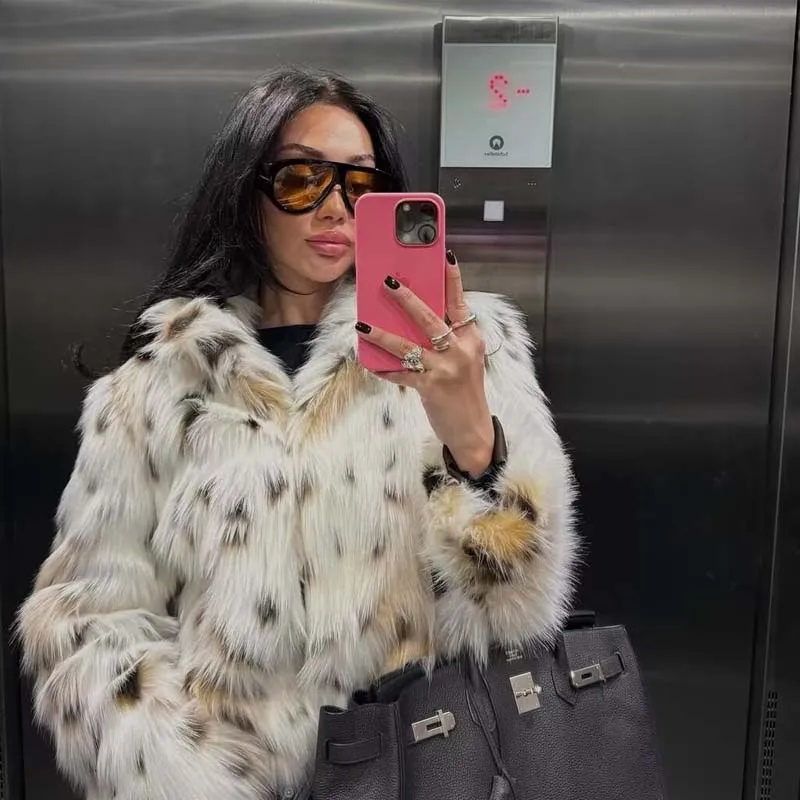 YENKYE 2025 European Style Fashionable Versatile Leopard Print Faux Fur Long Sleeve Jacket Women Warm Autumn Winter Coat
YENKYE 2025 European Style Fashionable Versatile Leopard Print Faux Fur Long Sleeve Jacket Women Warm Autumn Winter Coat