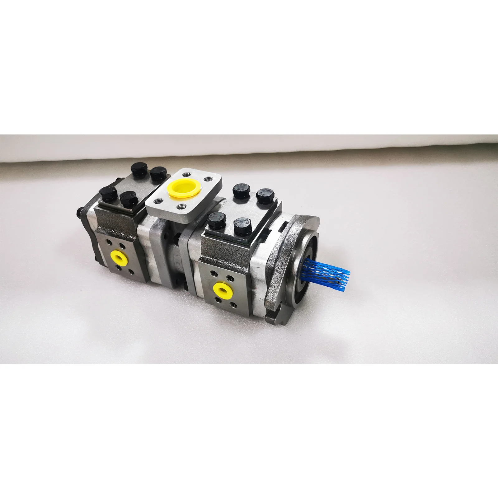 Powerful Factory Supply Double Tandem Gear Pumps IPV 3-10 101 Hydraulic Pumps IPV Full Series Hydraulic Gear Pumps
Powerful Factory Supply Double Tandem Gear Pumps IPV 3-10 101 Hydraulic Pumps IPV Full Series Hydraulic Gear Pumps