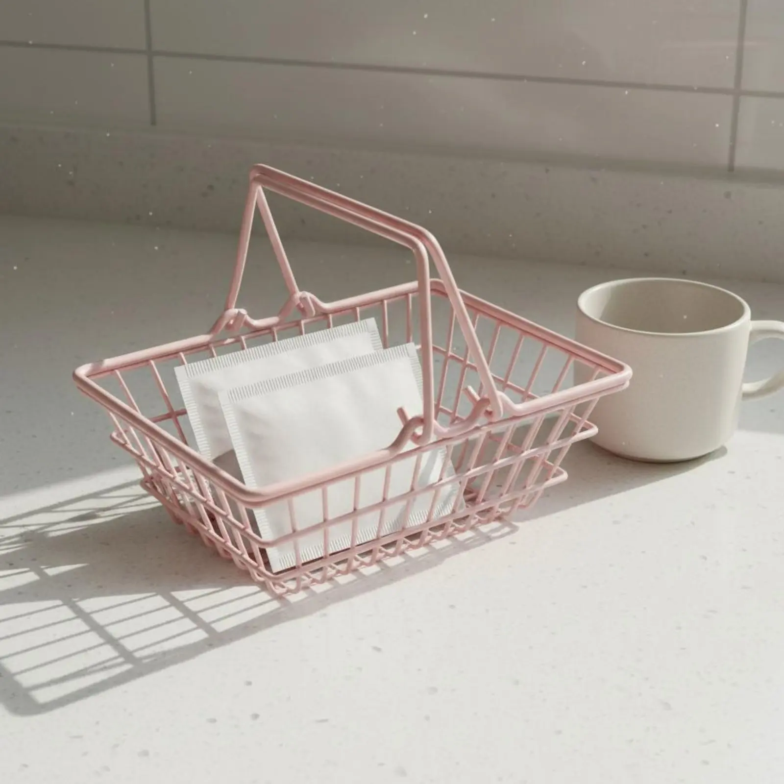 Mini Shopping Basket Versatile Miniature Grocery Basket Wire Mesh Desk Organizer Lightweight Desktop Organizer for Girls
Mini Shopping Basket Versatile Miniature Grocery Basket Wire Mesh Desk Organizer Lightweight Desktop Organizer for Girls