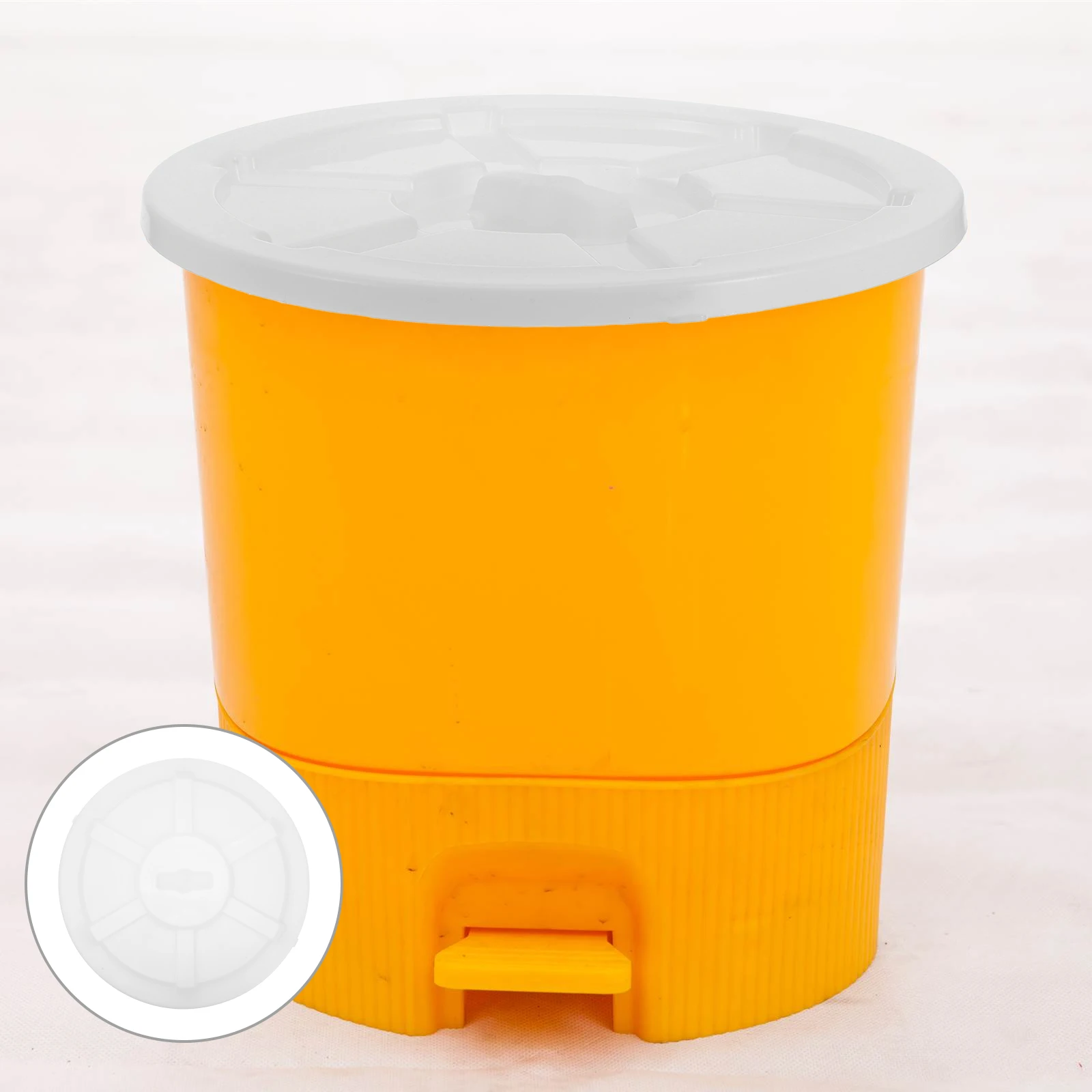 Trash Can Lid 45L White Large Waste Bin Covers Outdoor Sanitation Bucket Dustproof Replacement Kitchen Storage Round Trash Box
Trash Can Lid 45L White Large Waste Bin Covers Outdoor Sanitation Bucket Dustproof Replacement Kitchen Storage Round Trash Box