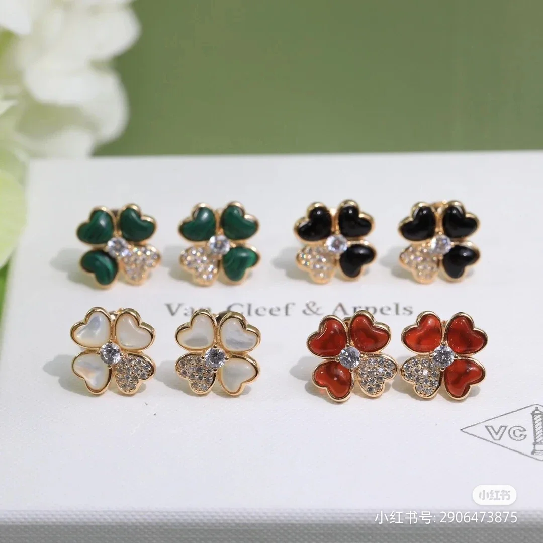 2024 S925 Silver Earrings - Van Cleefes-Inspired, Youthful Glamour, Elevates Your Look, Price Savings, Shipping Included!"
2024 S925 Silver Earrings - Van Cleefes-Inspired, Youthful Glamour, Elevates Your Look, Price Savings, Shipping Included!"