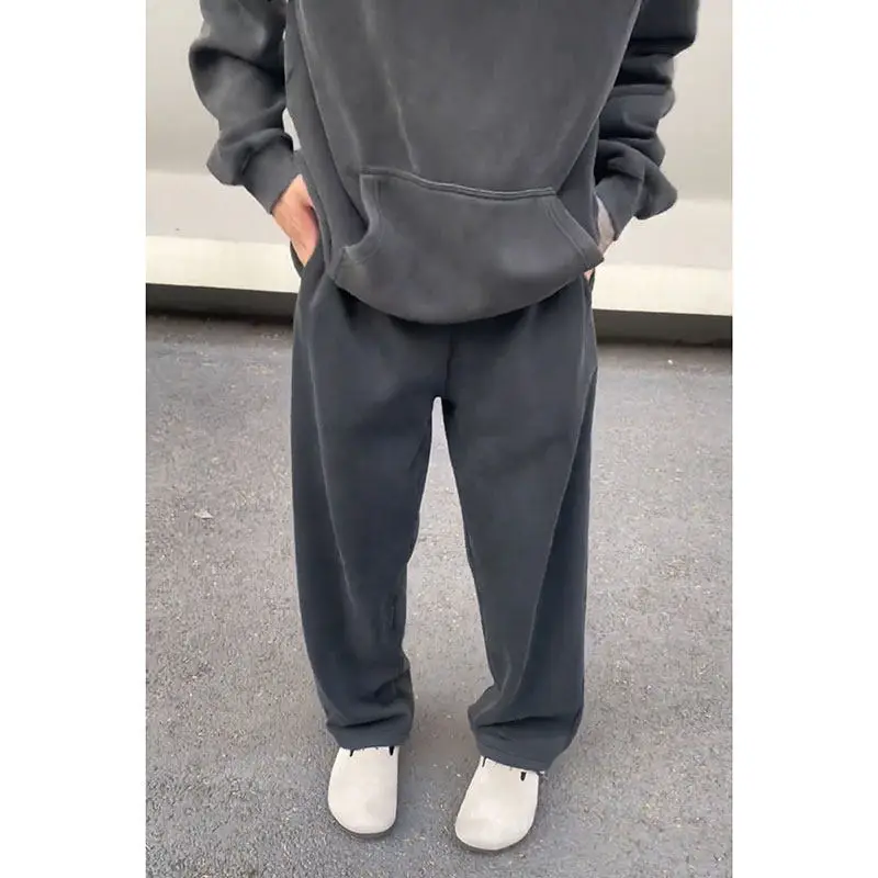 Мужские спортивные брюки Deep ey High Quali: осенне-зимние, прямые, повседневные, американского стиля, из плотной ткани, для занятий спортом
Мужские спортивные брюки Deep ey High Quali: осенне-зимние, прямые, повседневные, американского стиля, из плотной ткани, для занятий спортом