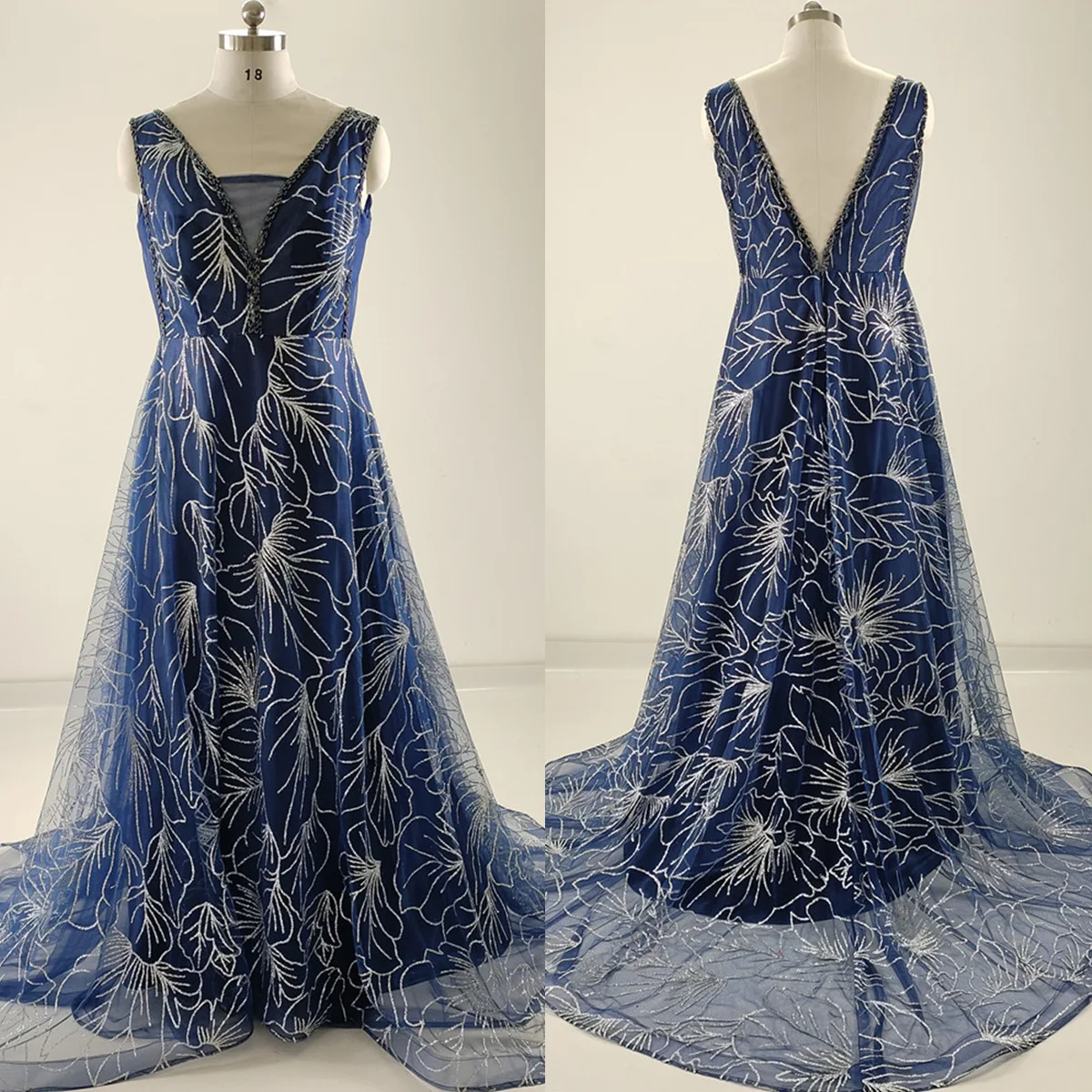 Real Photo Evening Dress Plus size Navy Blue Bling Tulle V-neck Backless Floor-Length A-Line Train Women Formal Party Gown C1529
Real Photo Evening Dress Plus size Navy Blue Bling Tulle V-neck Backless Floor-Length A-Line Train Women Formal Party Gown C1529